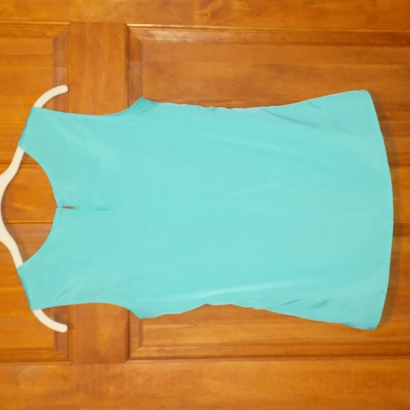 Merona woman's size SP sleeveless sheer top w front ruching, back fabric button - Picture 8 of 9